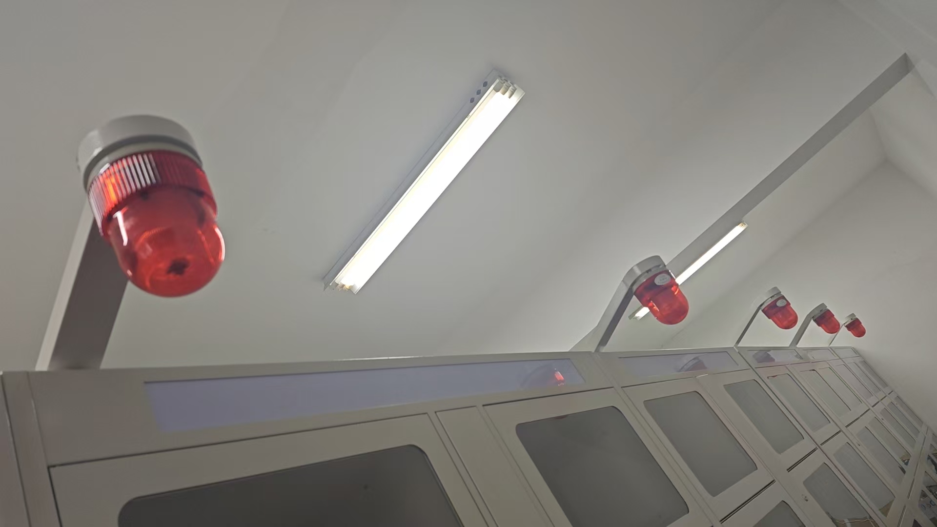 jbo竞博YX02S声光报警器.jpg
